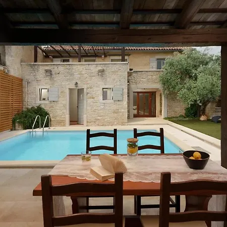 Casa Nina בית נופש Prkacini